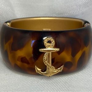 Vintage Hinged Bosom Buddies Tortoise Bracelet with Anchor.